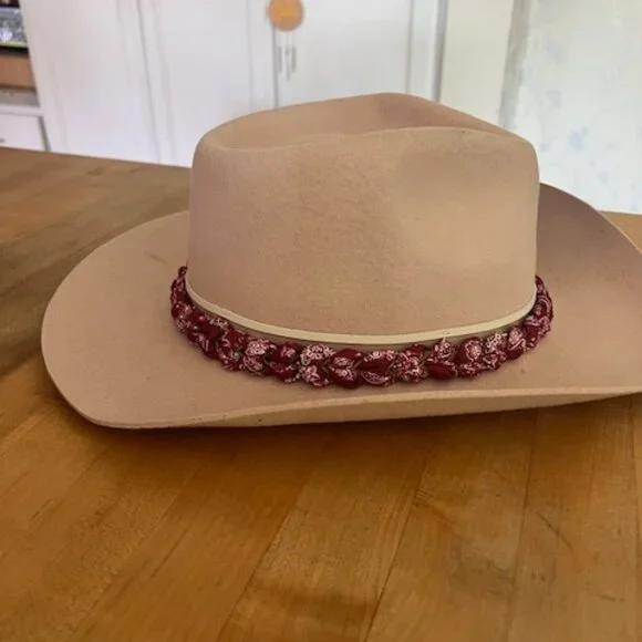 Ruediger Pink Suede Cowboy Hat - Picture 4 of 5